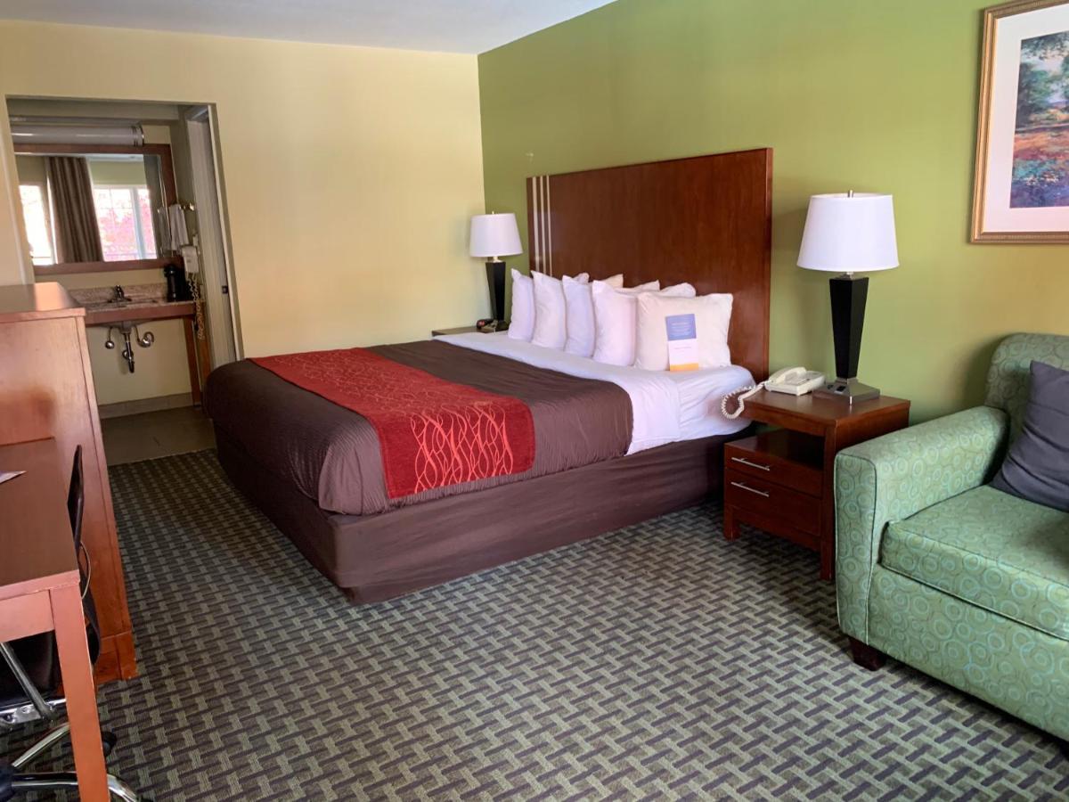 Days By Wyndham Hotel