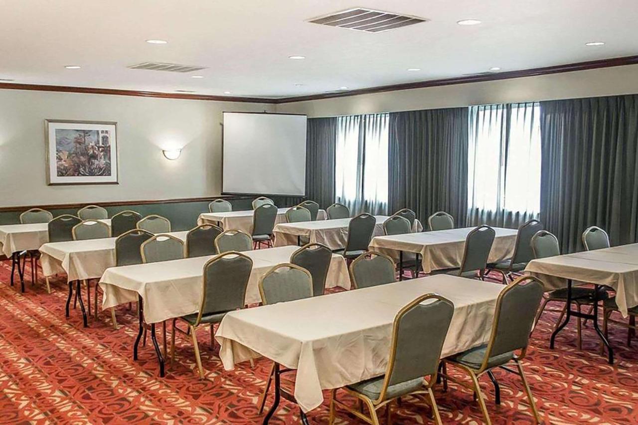 Days By Wyndham 3* Austintown