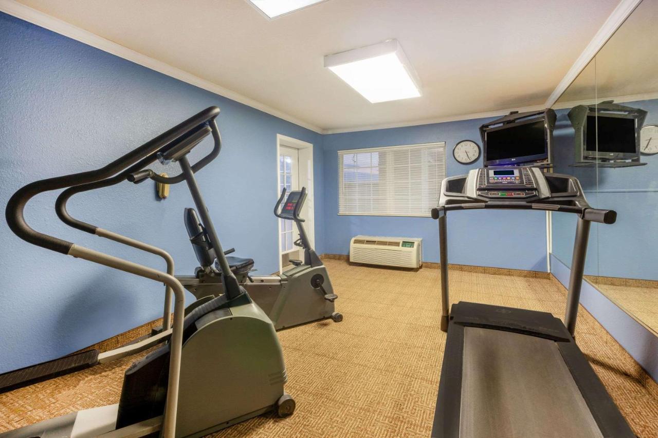Days By Wyndham 3* Austintown