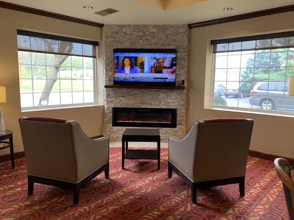 Hotel Days By Wyndham Austintown